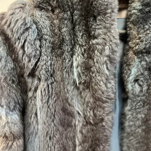 Natural Fur Coat by Neiman Marcus. Vintage Blue/Green Fendi. Size small. - Picture 7 of 14